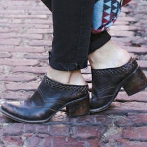 Rare- Freebird By Steven Prisn Mules 9